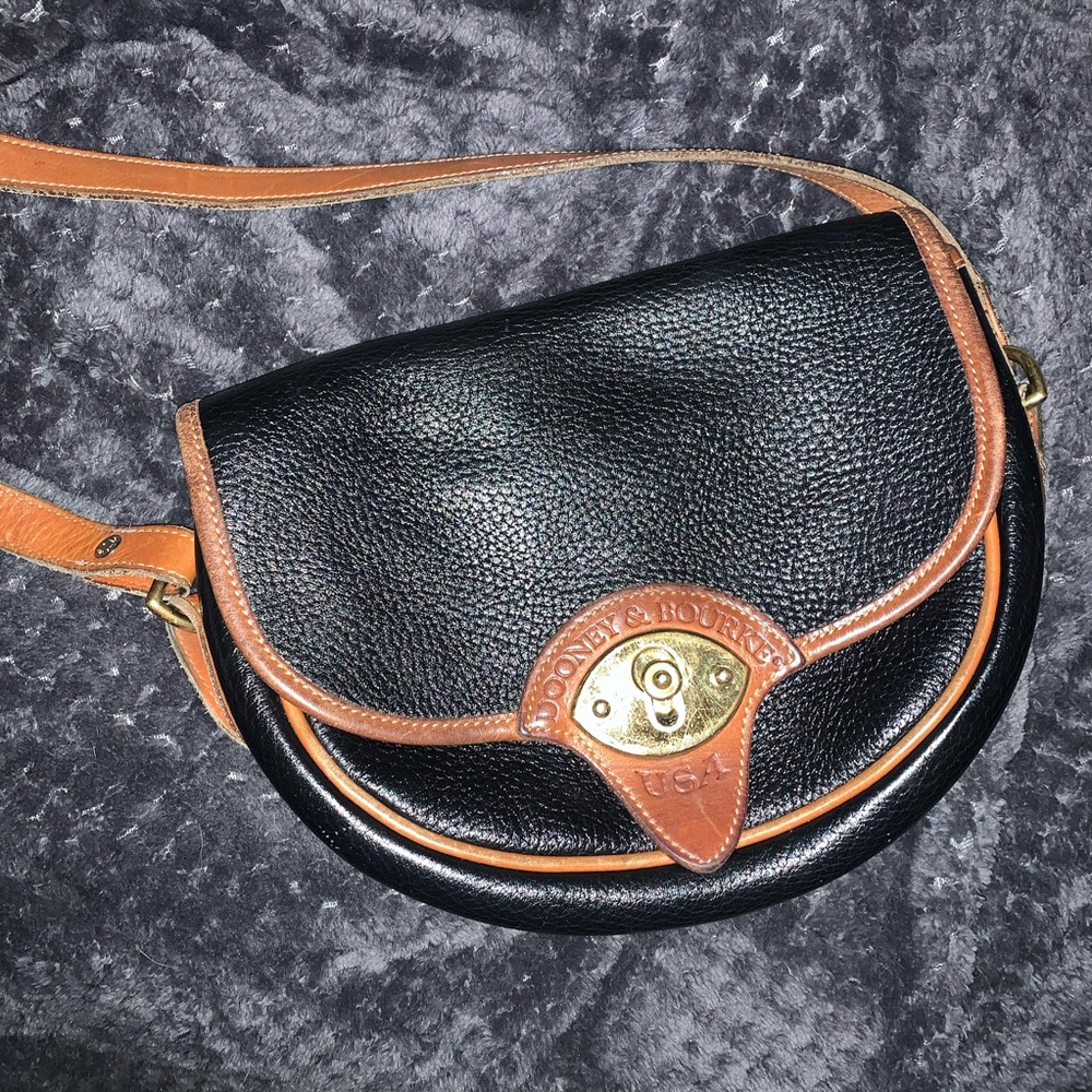 Dooney & Bourke crossbody purse